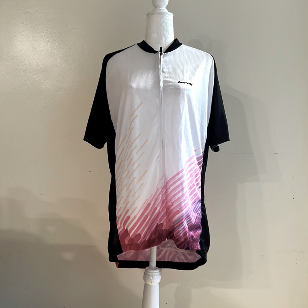 Beroy Multicolor Cycling Top